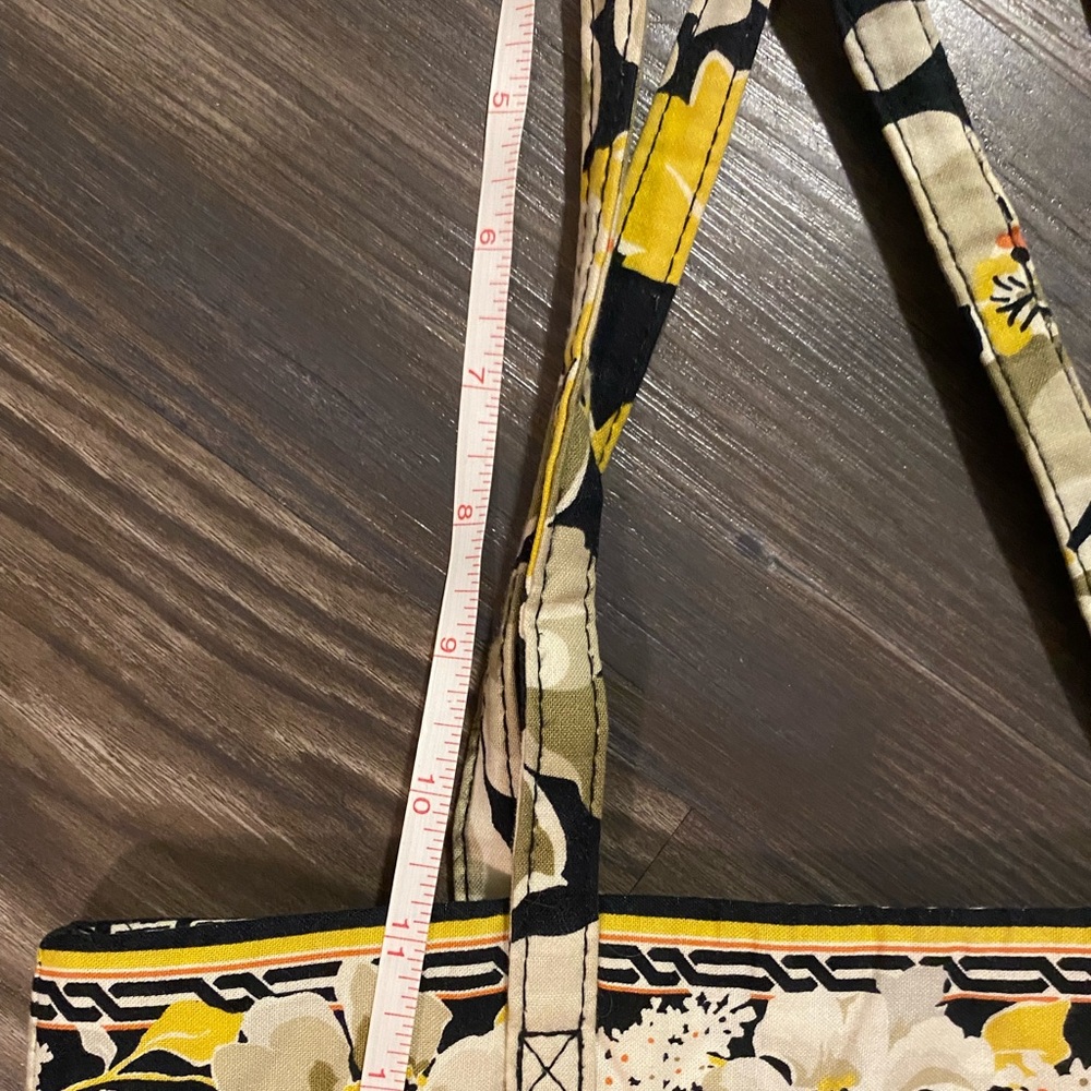 Vera Bradley Tote/ shoulder Bag Bundle - Picture 5 of 10